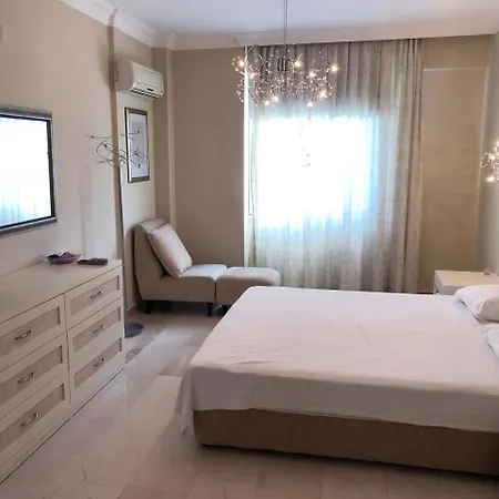 2+1 In Goldcity 5-stars